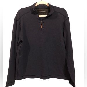 Johnston & Murphy Men’s size M. Long sleeve. Pullover. 1/4 zip in front.